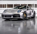 Porsche turbo s w całości oklejone folią gswf platinum. Ochrona full body.